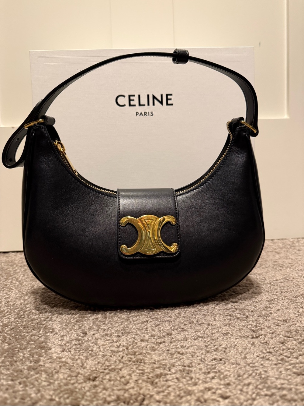 Celine Black Leather Triomphe Shoulder Bag - Picture 7 of 12
